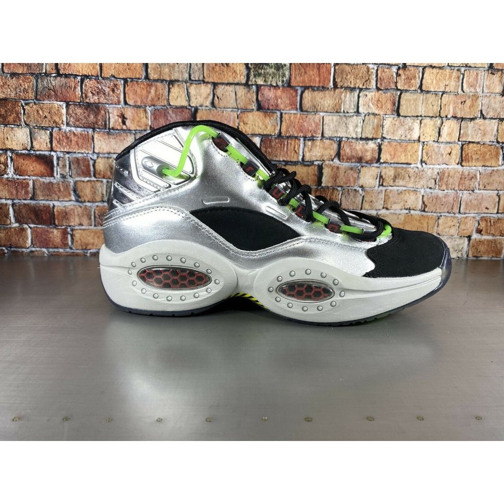 Size 9.5 - Reebok Question Mid x Illumination's Minions Gru's Lab 2020